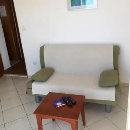 Daire Sara - Free Parking Primošten